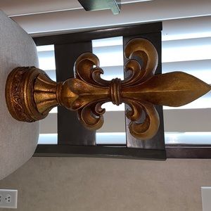 Fleur de lis decoration